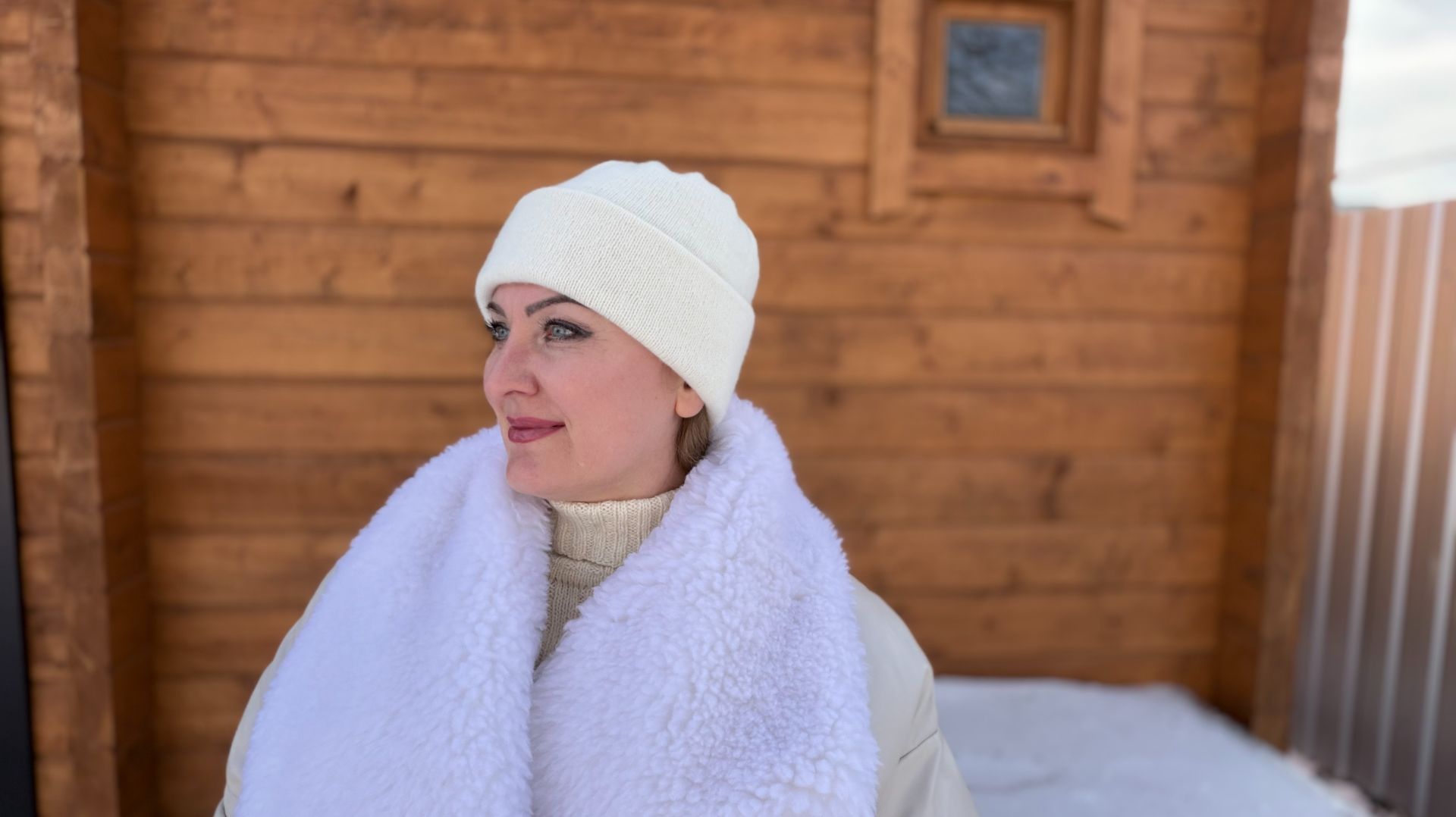 Двухслойная шапка с отворотом "Тыковка" смотреть онлайн