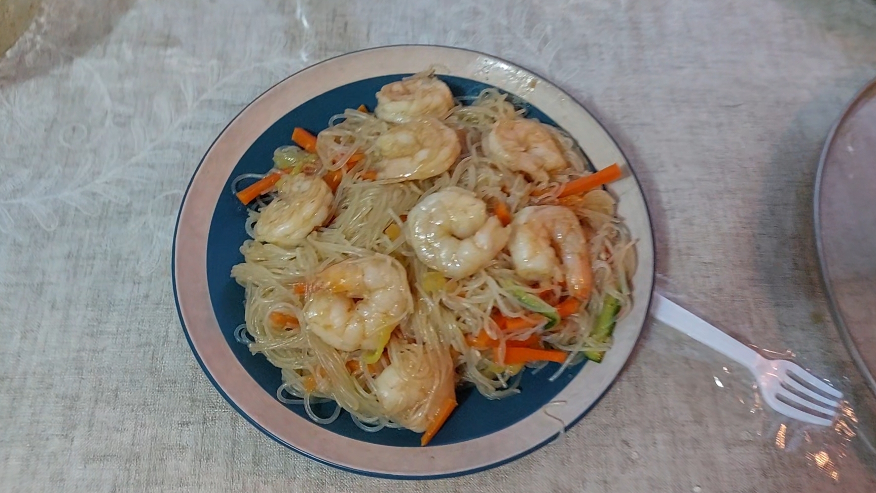 Даша готовит смотреть онлайн