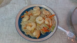 Даша готовит