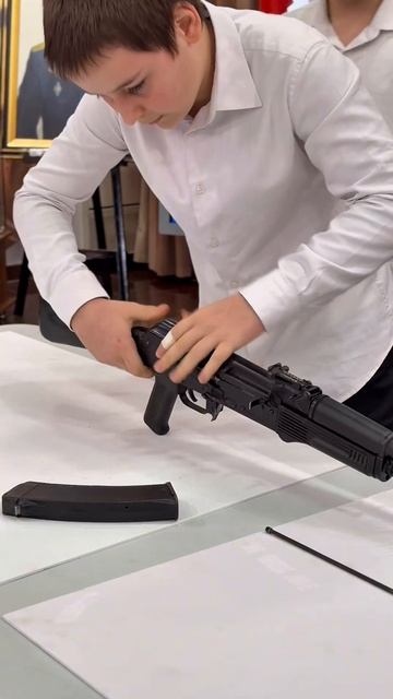 В музее «Боевая слава» прошёл мастер-класс «Есть такая профессия…» смотреть онлайн