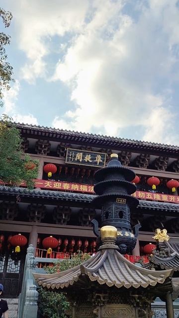 Всех с китайским новым годом 🐴