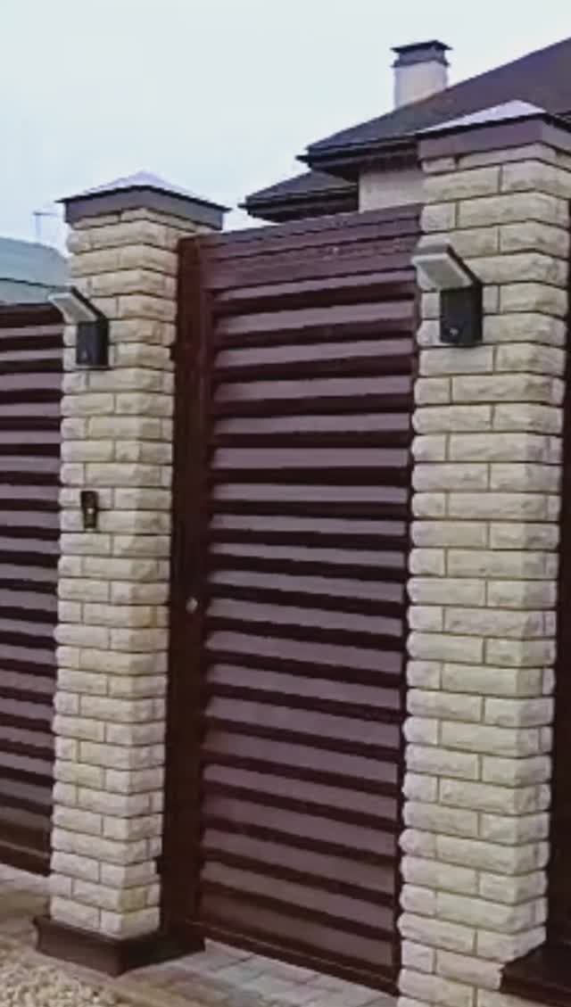 Рваный забор СКАЛА кирпич ЛИТОС бежевый купить #рваныйзабор #рваныйкирпичкупить #кирпичскала #литос