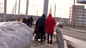 Саратовцы просят очистить ото льда мост на 3-й Дачной
