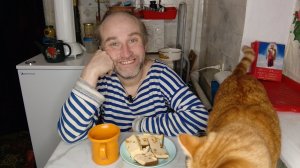 ужин с Рыжулей. вор и игрунец. спаси нас Господи. мукбанг. обжор. еда на камеру. диета. шизофрения.