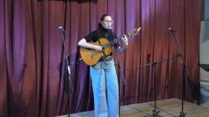 Светлана Бобкова - Что мне в будущем вашем (сл. и муз. Ю. Лорес)