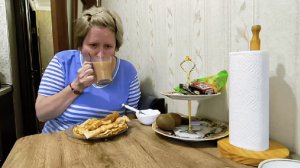 Любашины будни,мукбанг 💥Блинчики с припёком 🥞,по-моему зажралась🤣