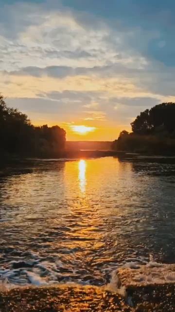 Подобно великой реке, Разливайтесь чистым потоком. Автор и видеограф: Елена Белецкая