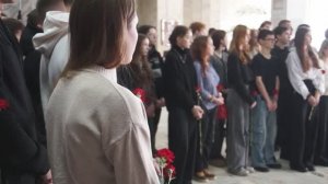 Церемония занесения портретов выпускников УлГТУ, погибших в ходе СВО, на мемориальную стену