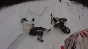 ПАДЕНИЕ с МОТОЦИКЛА зимой))) Архив 2018 года)