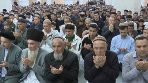 Первый общий намаз по случаю Рамадана совершили верующие в мечетях Туркменистана