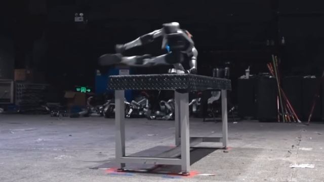 Празднование Китайского Нового года каждый раз преподносит сюрпризы.