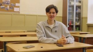 Интервью с Михаилом Бушуевым, учителем петербургской школы 550 "ОРТ де Гинцбург"