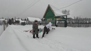 6 соток в середине февраля 2026 года. Сезон открыт. Роман со снегом ))