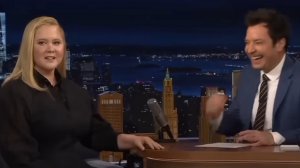 Эми Шумер рассказывает о звездном ужине с Беном Стиллером, Адамом Сэндлером и Дэйвом Шаппелем