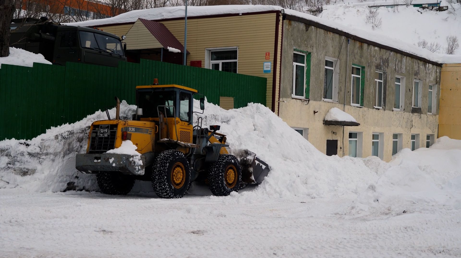 БОРЬБА СО СТИХИЕЙ смотреть онлайн