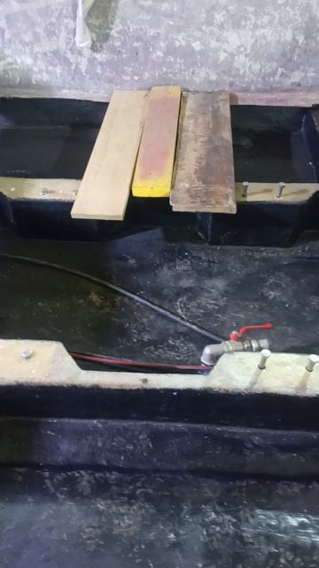 Тестовая установка мотора в катер