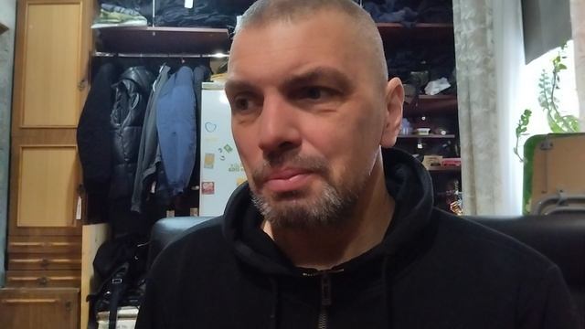 2) О честных трудягах и обманщиках .