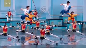 Гала-концерт с роботами Unitree G1 в Китае