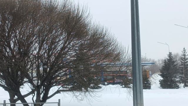 Город из окна автобуса смотреть онлайн