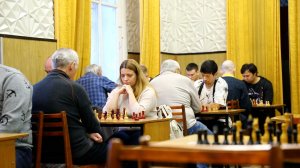 Действующие и будущие металлурги встретились за черно-белыми полями.