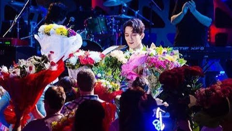 МОРЕ ЦВЕТОВ ДЛЯ ДИМАША