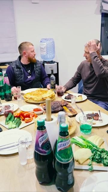 Пополнение в семье и в автопарке Казбековича - жизнь https://t.me/vk_logistik смотреть онлайн