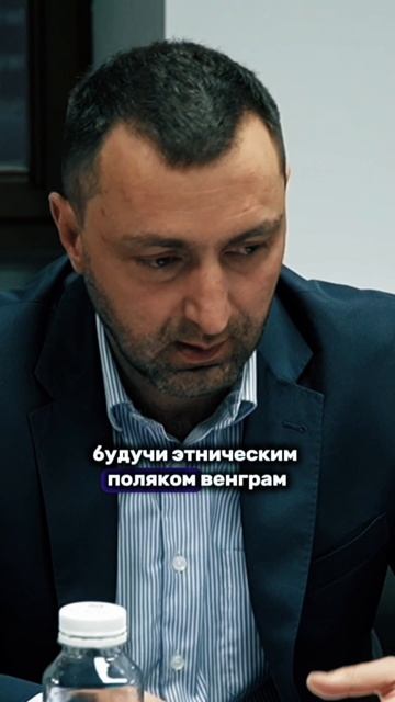 Почему некоторым Русским получить паспорт тяжелее? смотреть онлайн