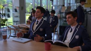 Целую, Китти 1 сезон 9 серия «Полный бардак» (сериал, 2023)