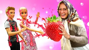БАБА МАНЯ ДЕЛАЕТ САЛОН КРАСОТЫ ИЗ ДОМА БАРБИ! 👵💅 Барби и Кену НЕ ДО ГУЛЯНКИ! 😱