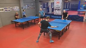 Шеловской И. (595) - Звергздин А. (653) настольный теннис 17.02 Малиновый 400+ турнир