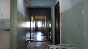 АГРЕССИВНАЯ СОСЕДКА БЕЗ ПРИЧИНЫ НАНЕСЛА РАНЕНИЕ МОЛОДОЙ ДЕВУШКЕ