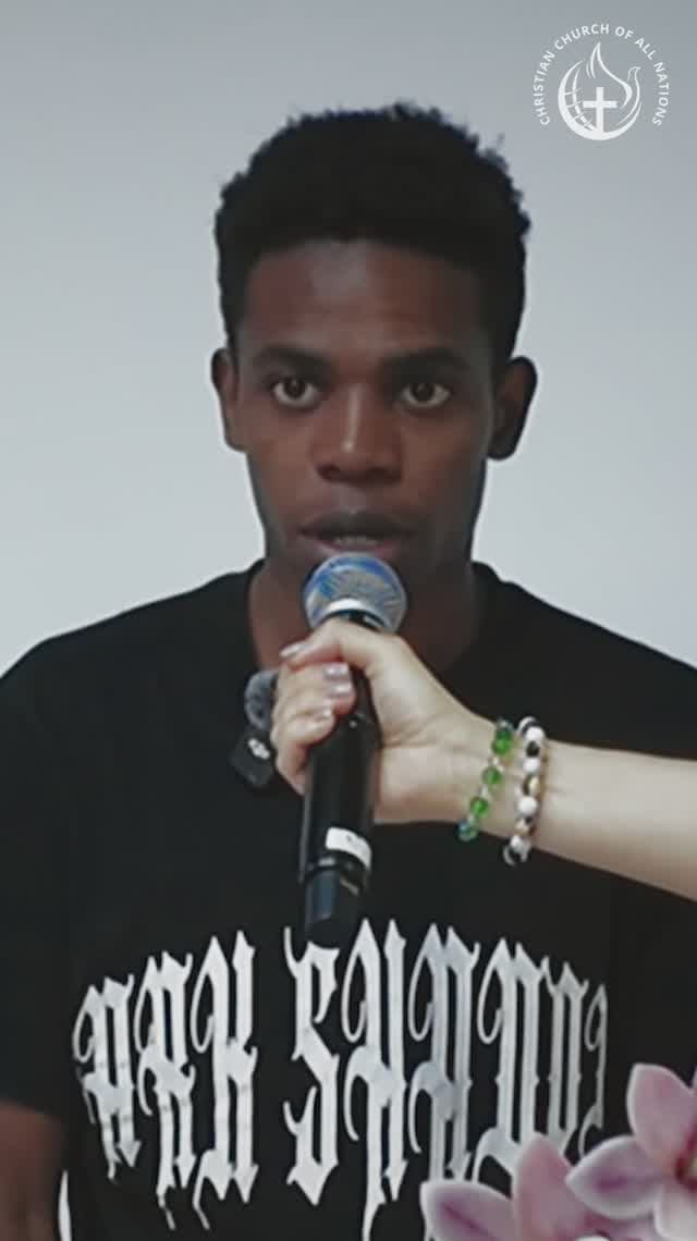 Демон не смотрит на возраст,чтобы войти!