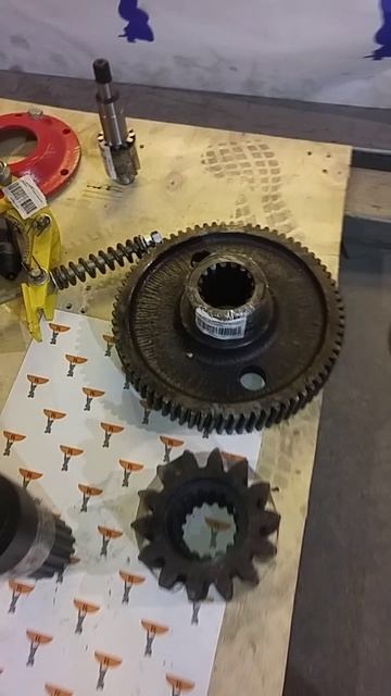 КС-3577.28.093-3 Валы шлицевые механизма поворота для автокранов Ивановец КС-3577 и других моделей! смотреть онлайн