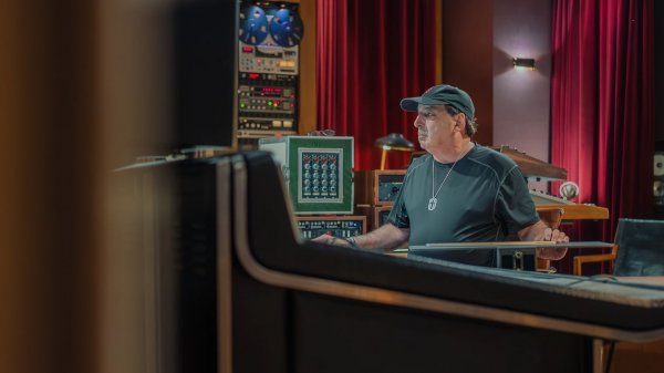 06. Mixing, Compression, Eqing, Reverb and Transient Design