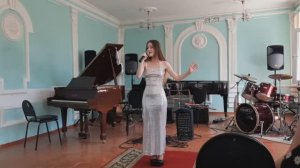 Там, где мечта приходит в дом - поёт Екатерина Каракина