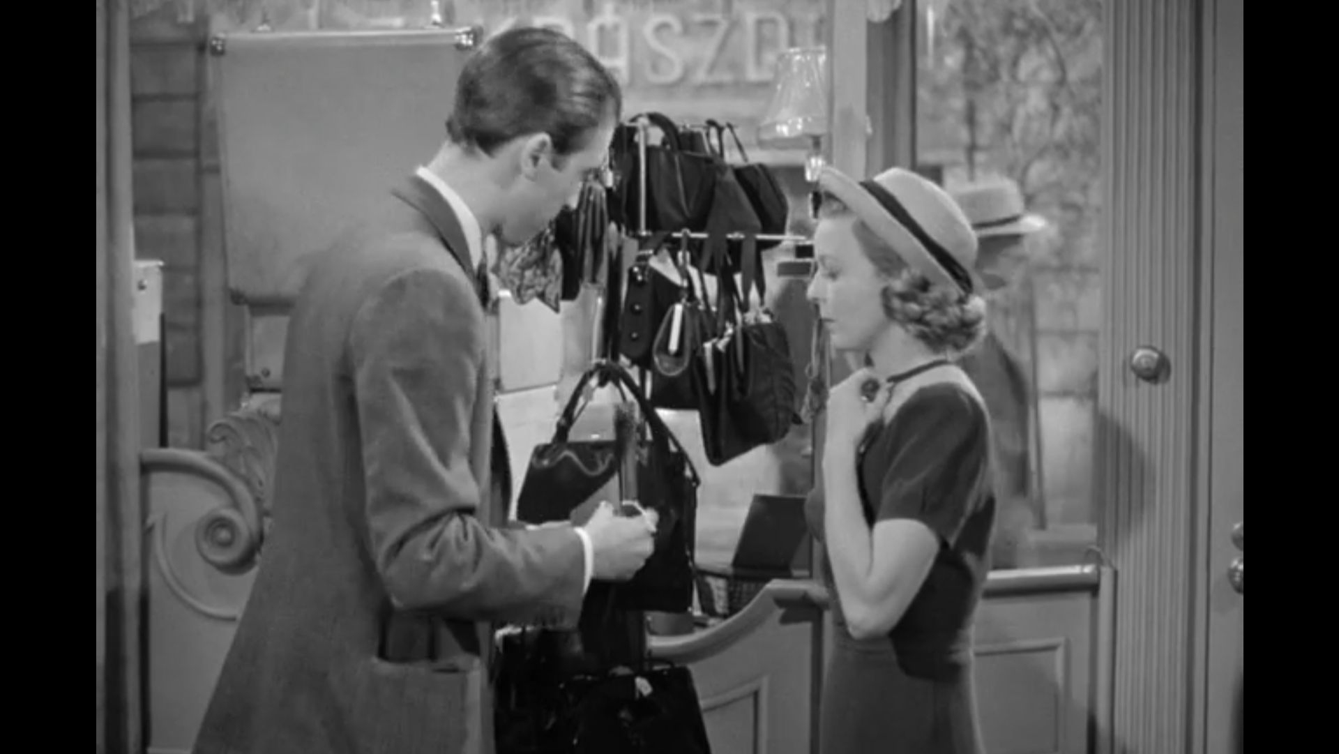 Обзор фильма Магазинчик за углом (1940 г), реж. Э. Любич