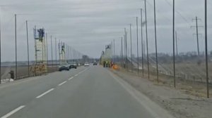 На трассе М-04 Павлоград—Покровск В Днепропетровской области противник начал возводить защитные сети