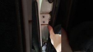 дверь ваз 2107 классика.как открутить винты петель двери ваз