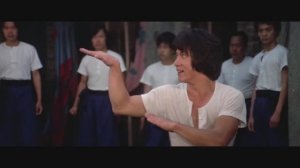 Змея в тени орла: Стиль Богомола против Кулака Змеи