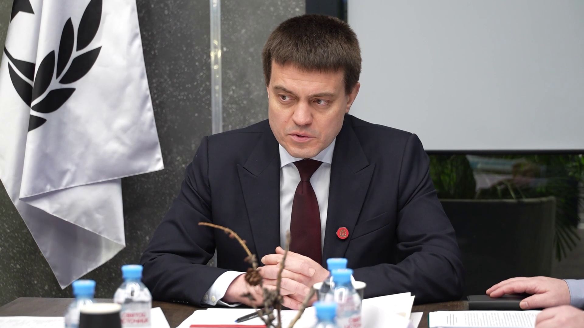 Программа "Главные новости" на 8 канале от 18.02.2026 Часть 1 смотреть онлайн