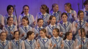 «А Я ИДУ, ШАГАЮ ПО МОСКВЕ», Ансамбль Локтева. "AND I WALK, WALK THROUGH MOSCOW", Loktev Ensemble.