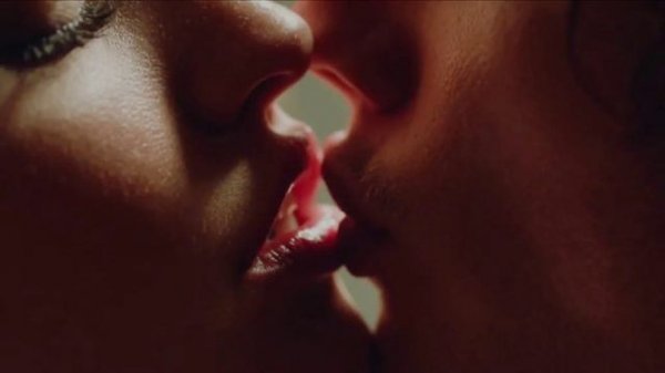 Два осколка