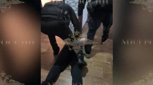 В Кузбассе за помощь телефонным мошенникам задержаны двое местных жителей.