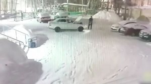 Вартовчанин за одну ночь пытался угнать 2 автомобиля