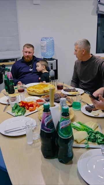 Пополнение в семье и в автопарке Казбековича - жизнь https://t.me/vk_logistik смотреть онлайн