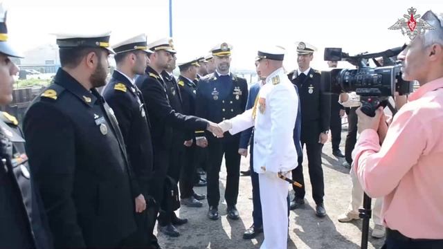 Корвет «Стойкий» Балтийского флота в порту Бендер-Аббас, Иран