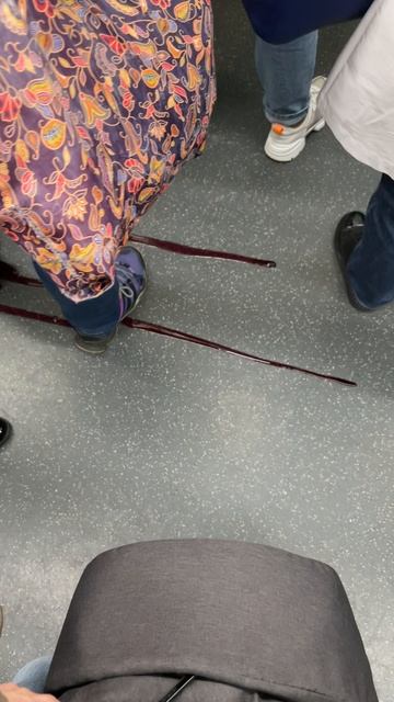 Однажды в метро* смотреть онлайн