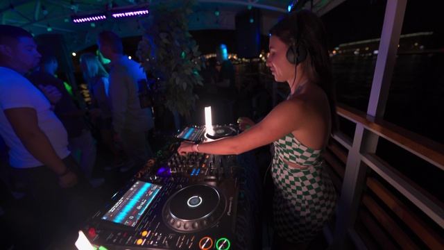 Lisa Marty. Boat party. Afro House; Organic House; Indie Dance смотреть онлайн