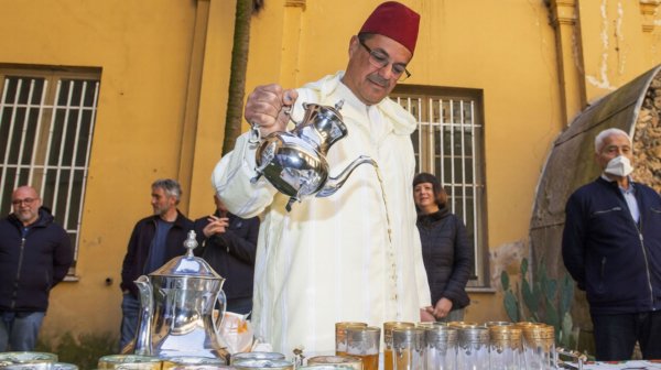 Священный месяц Рамадан начался у мусульман