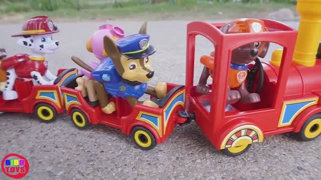 Щенячий патруль купается в бассейне. Мультик для детей Щенячий патруль купается в бассейне. Мультик для детей